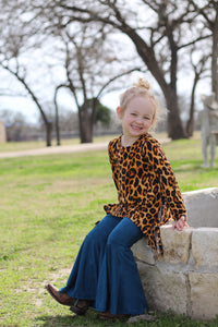 Crocket Fringe Cheetah Top